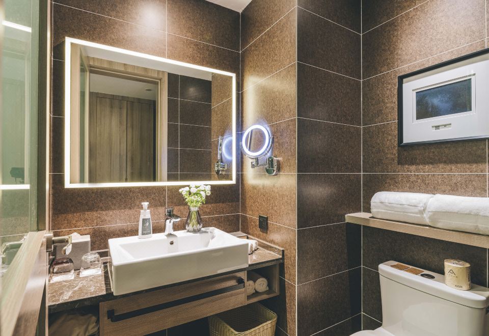 高级大床房-回弹Spa记忆枕