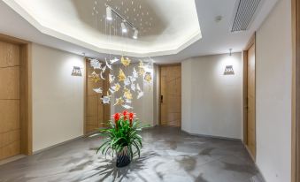 Floral Hotel Jinghai Manju