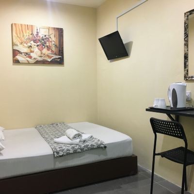 Deluxe Double Room 吉隆坡43927薩沙那OYO客房酒店優惠