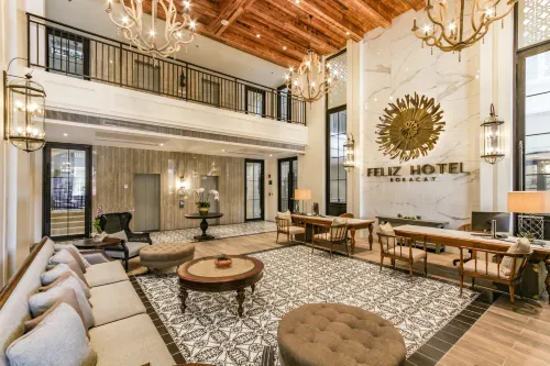 Feliz Hotel Boracay