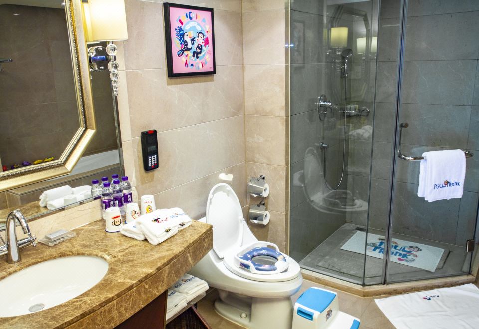 大嘴猴主題雙床房