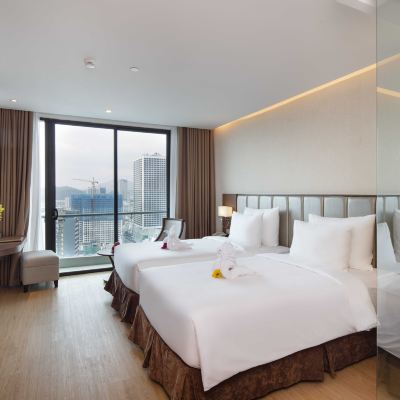 部分海景至尊豪華房 雷加里亞黃金飯店優惠