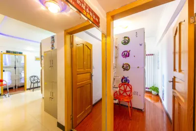 Yunqichu Space Capsule Apartment (Lanzhou Railway Station) Hoteles en 
