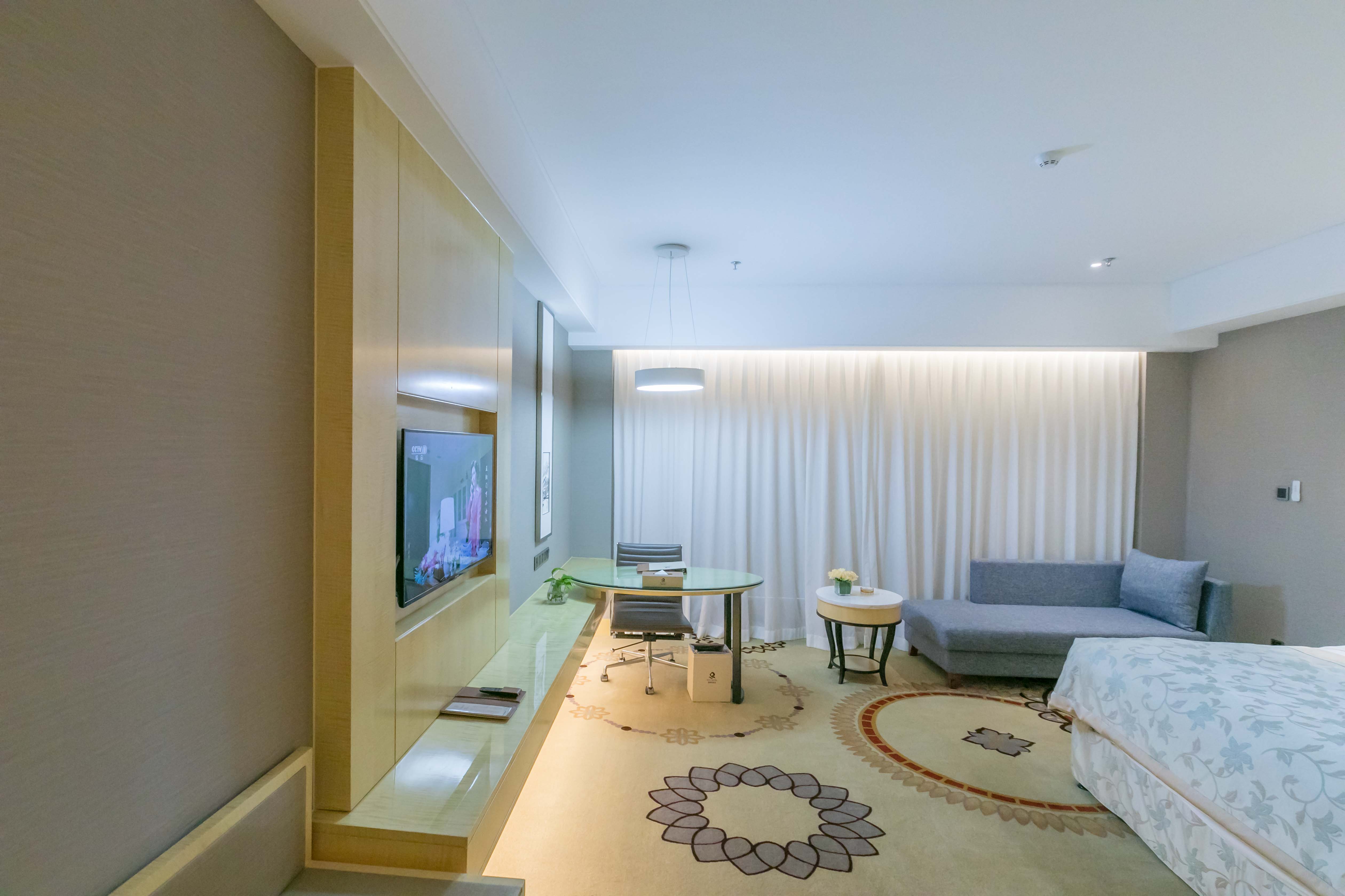 瑞云·奢享套房（静谧会客厅+温润加湿器+豪华浴缸）