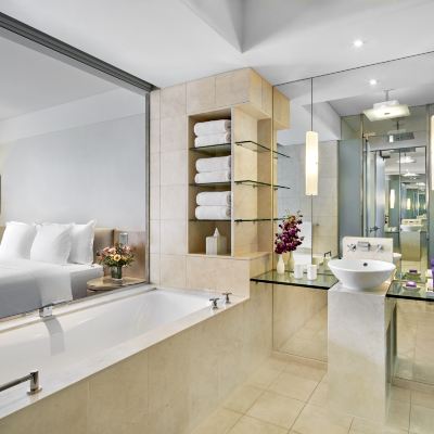 Tower Deluxe King Room The Fullerton Hotel Sydney Promo Code