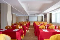 Vienna Hotel (Shou County Jingrun Central City)