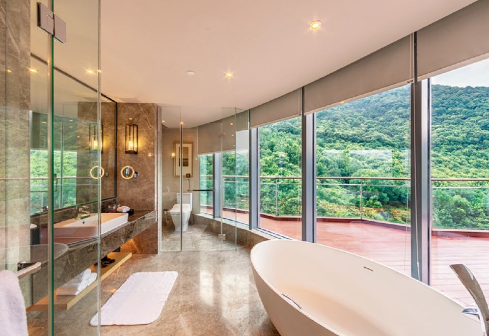 船长套房（超大床+湖景带客厅露台）