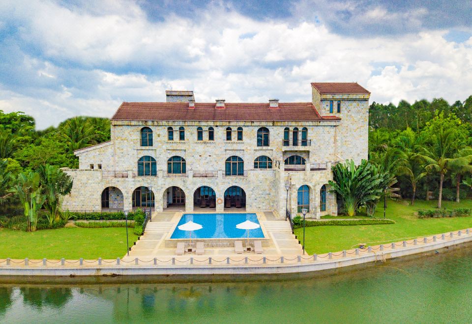 復古城堡大床房