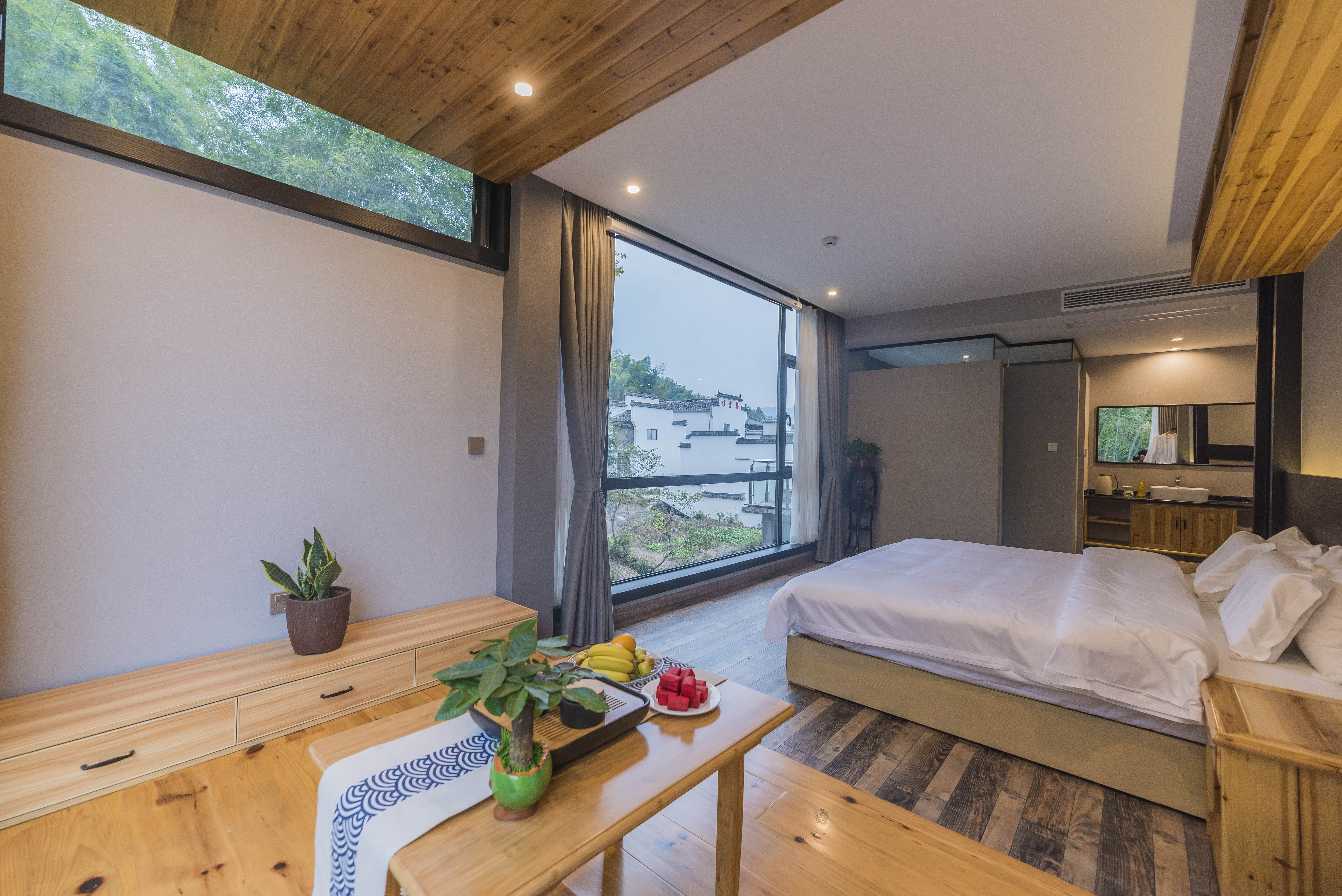 听竹·竹林山景豪华大床房（榻榻米茶台）