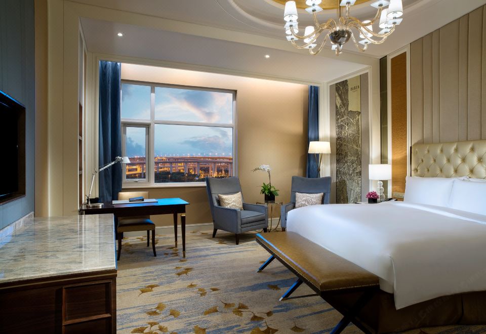 索菲特俱乐部大床房