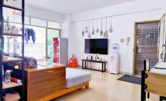 Xingzhe Yizhan Youth Apartment