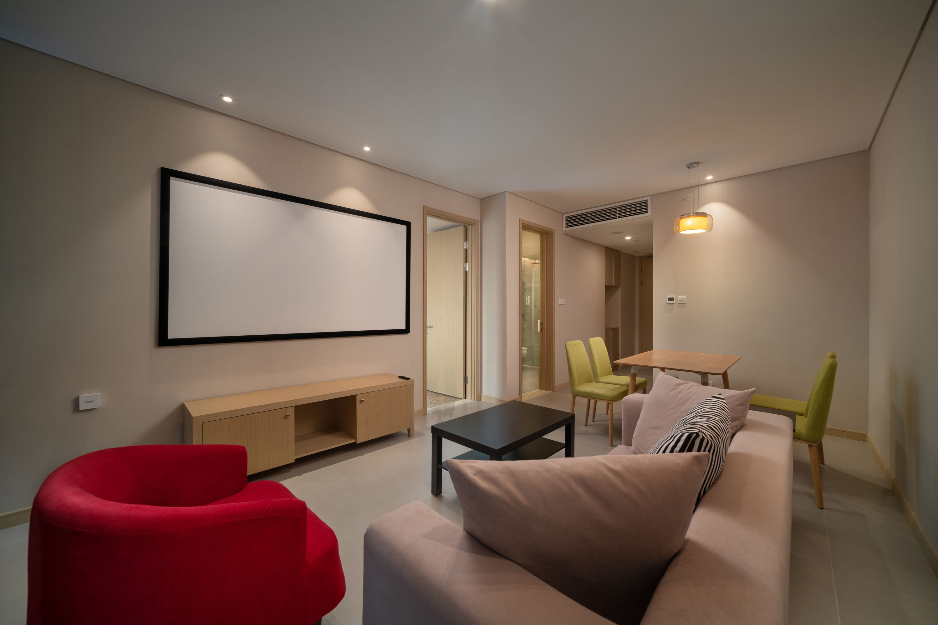 单卧套房（大床）