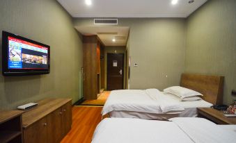 Yiyang Business E-sports Hotel