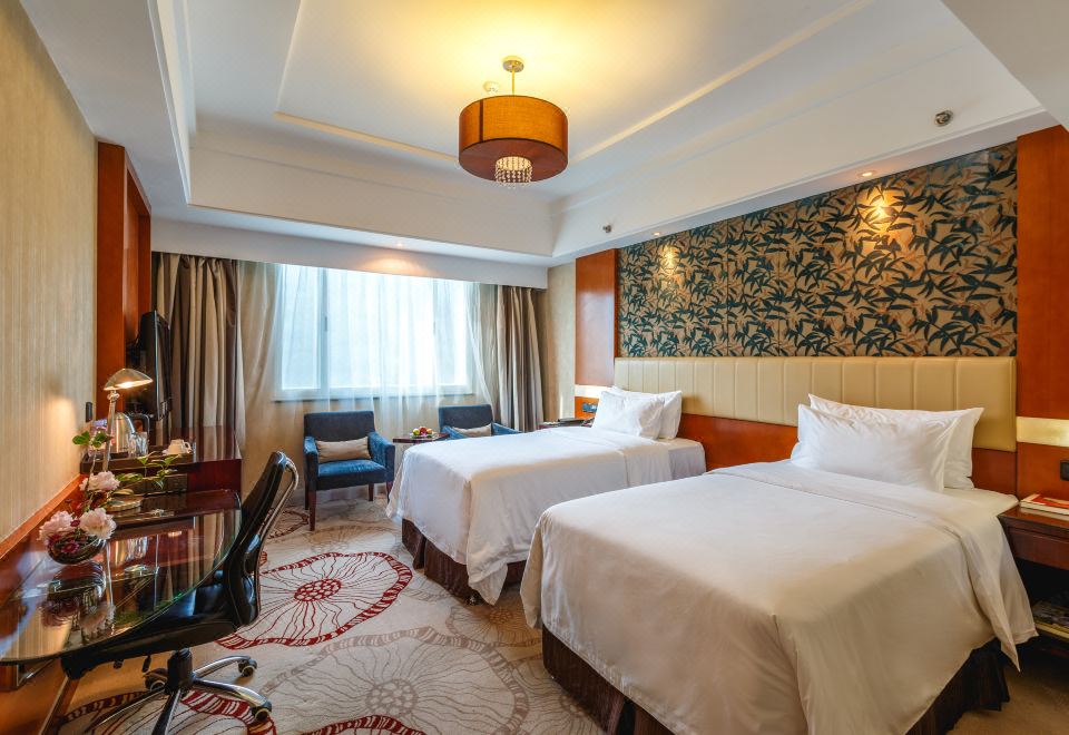 豪华双床房（舒适办公区+乾湿分离+静谧好眠）