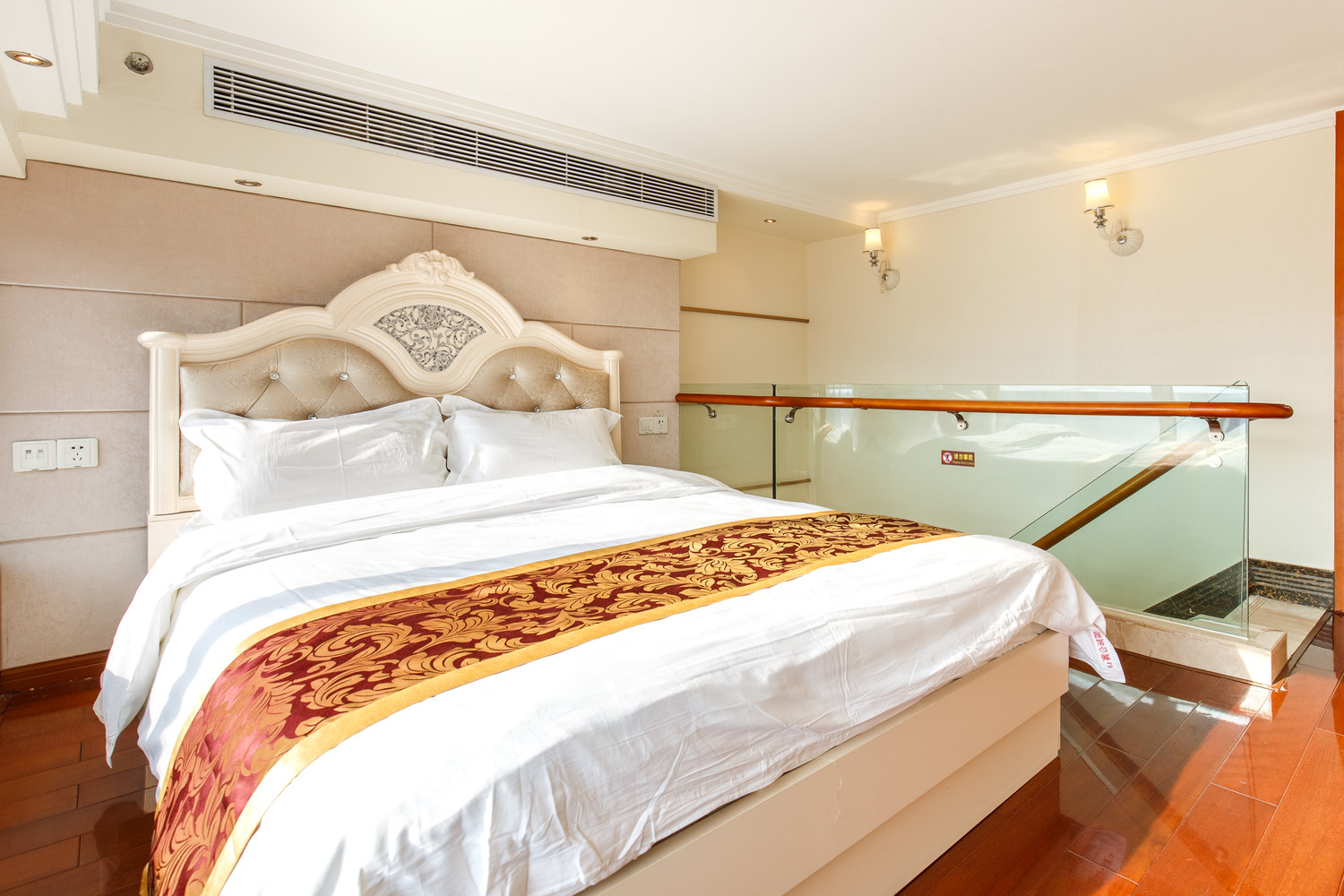 複式豪華2房1廳套房