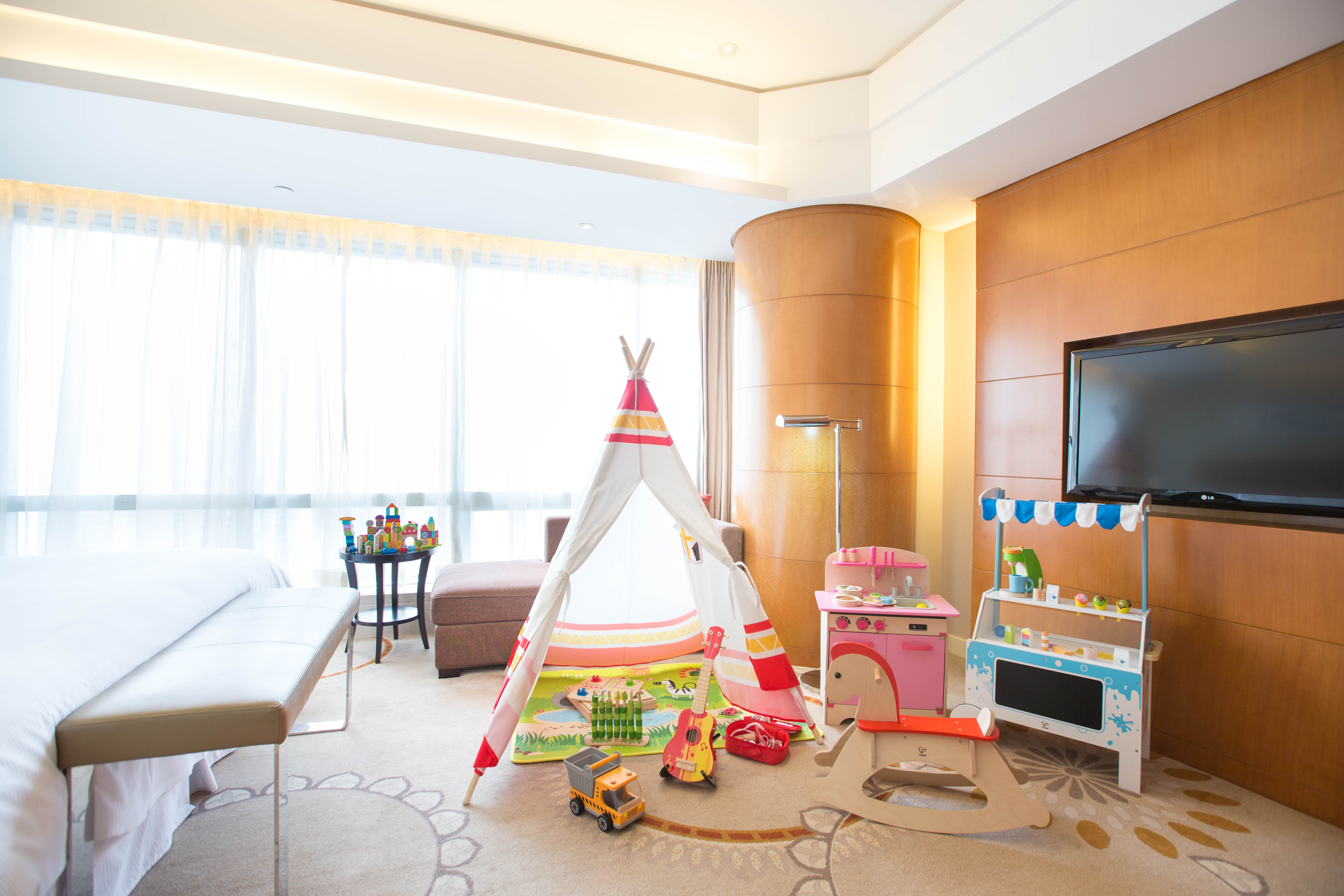 Hape玩具主题宝贝过家家·妙趣玩乐亲子大床房