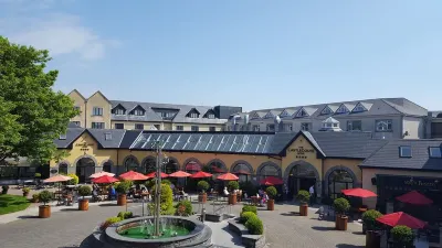 Castlecourt Hotel, Spa & Leisure Ξενοδοχεία στην πόλη 