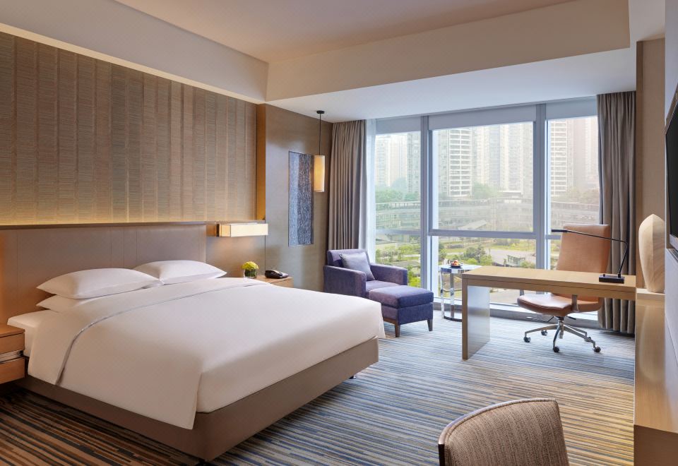 凱悅園景大床房