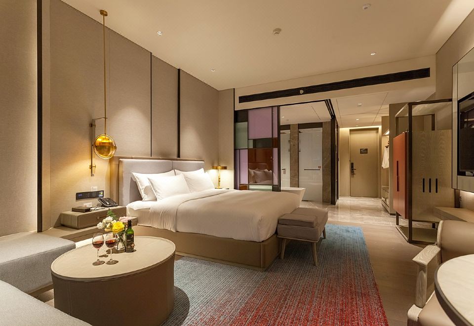 商務海景大床房（180度全落地窗看海景日出）