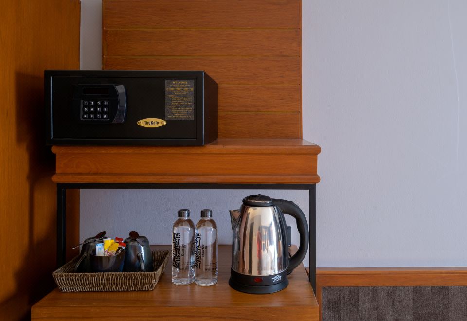 Quarter 09 BeachSuperior Room