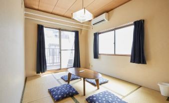 Ueno Akihabara Whole House Luxury Family Room