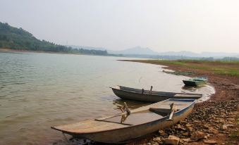 Yushui Fishing Boat Homestay