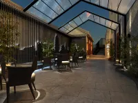 Happy Dragon Saga Hotel with terrace Beijing Forbidden City Wang Fu Jing Street Ξενοδοχεία στην πόλη 