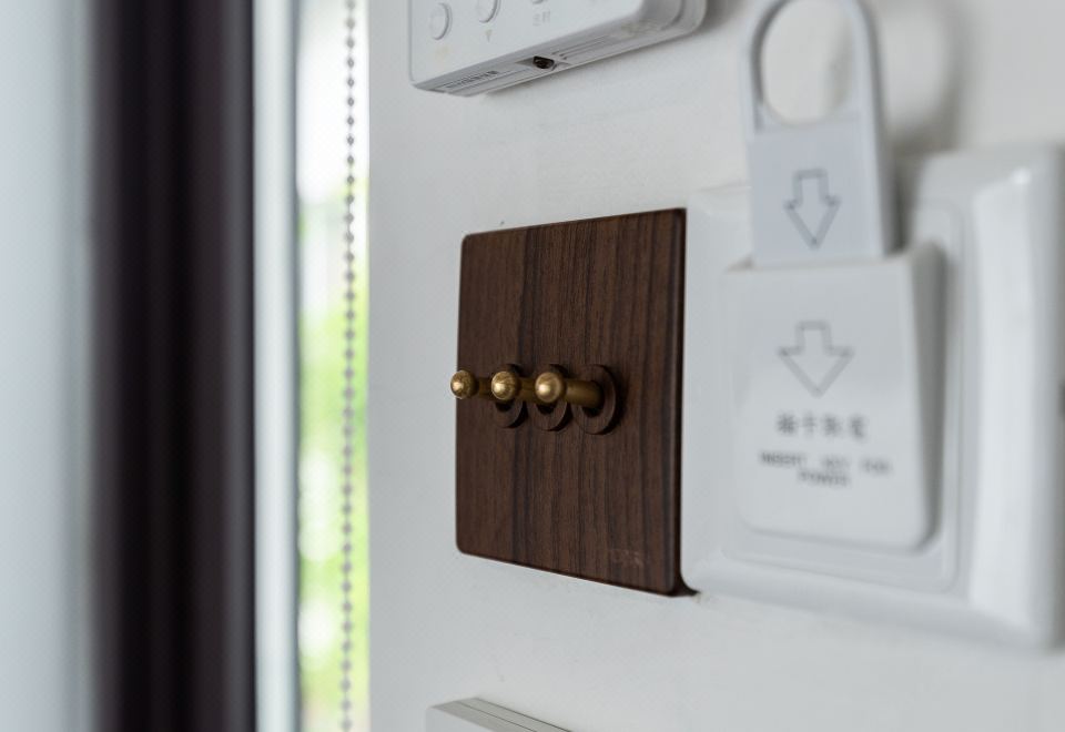 月滿軒窗·弦思大床房「巨幕投影·智能茶臺」