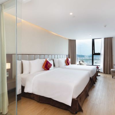 部分海景家庭房 雷加里亞黃金飯店優惠