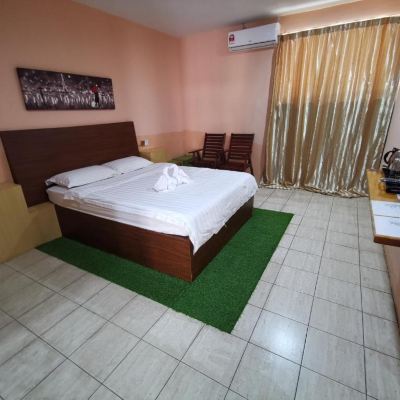 Standard Queen Room Kupon Indah inn