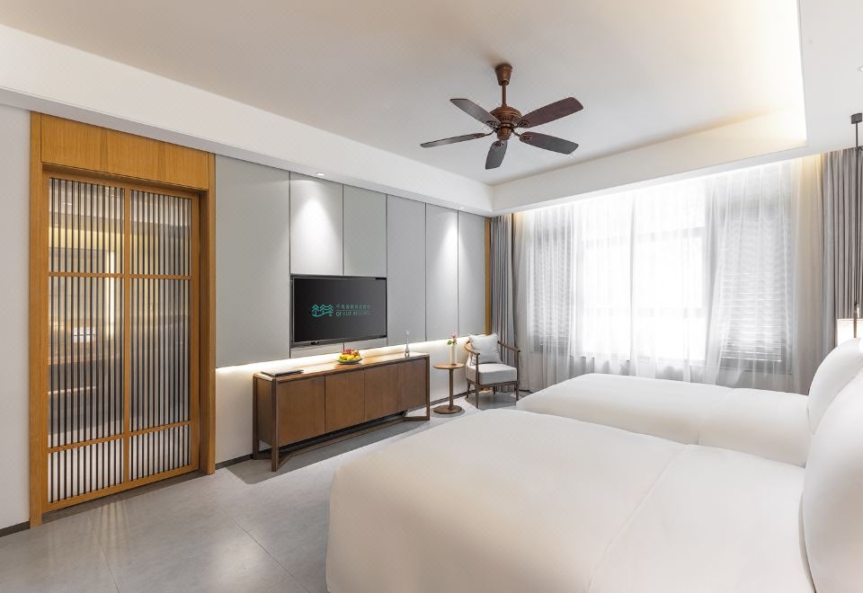 Qiyue ResortFamily-Friendly Suite With One-Bedroom And One-Living Room (Two Beds + Tatami + Bathtub)