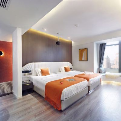 豪華夜景雙床房 T·Star地標高空酒店（重慶解放碑步行街店）優惠