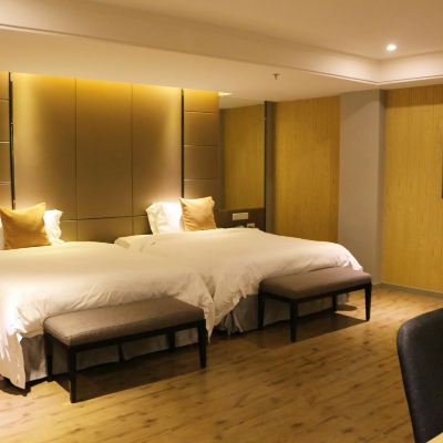 行政雙人房（商務辦公桌椅+舒適浴缸） 梅州華美達酒店優惠