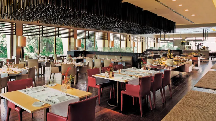 The Oberoi New Delhi Dining/Restaurant
