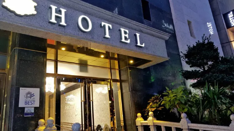 Orsay Business Hotel 外観