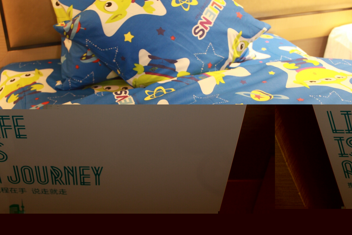 舒雅·宁静亲子房（小童玩具+温润加湿器+豪华浴缸）