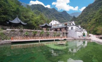 Qingliang Leisure Hotel