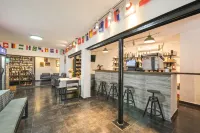 Hidden Garden International Youth Hostel - Shanghai Oriental Pearl Lujiazui Branch