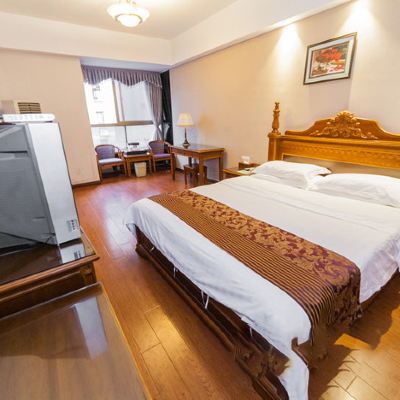 豪華實木大床房 君逸賓館（福州東街口地鐵站三坊七巷店）優惠