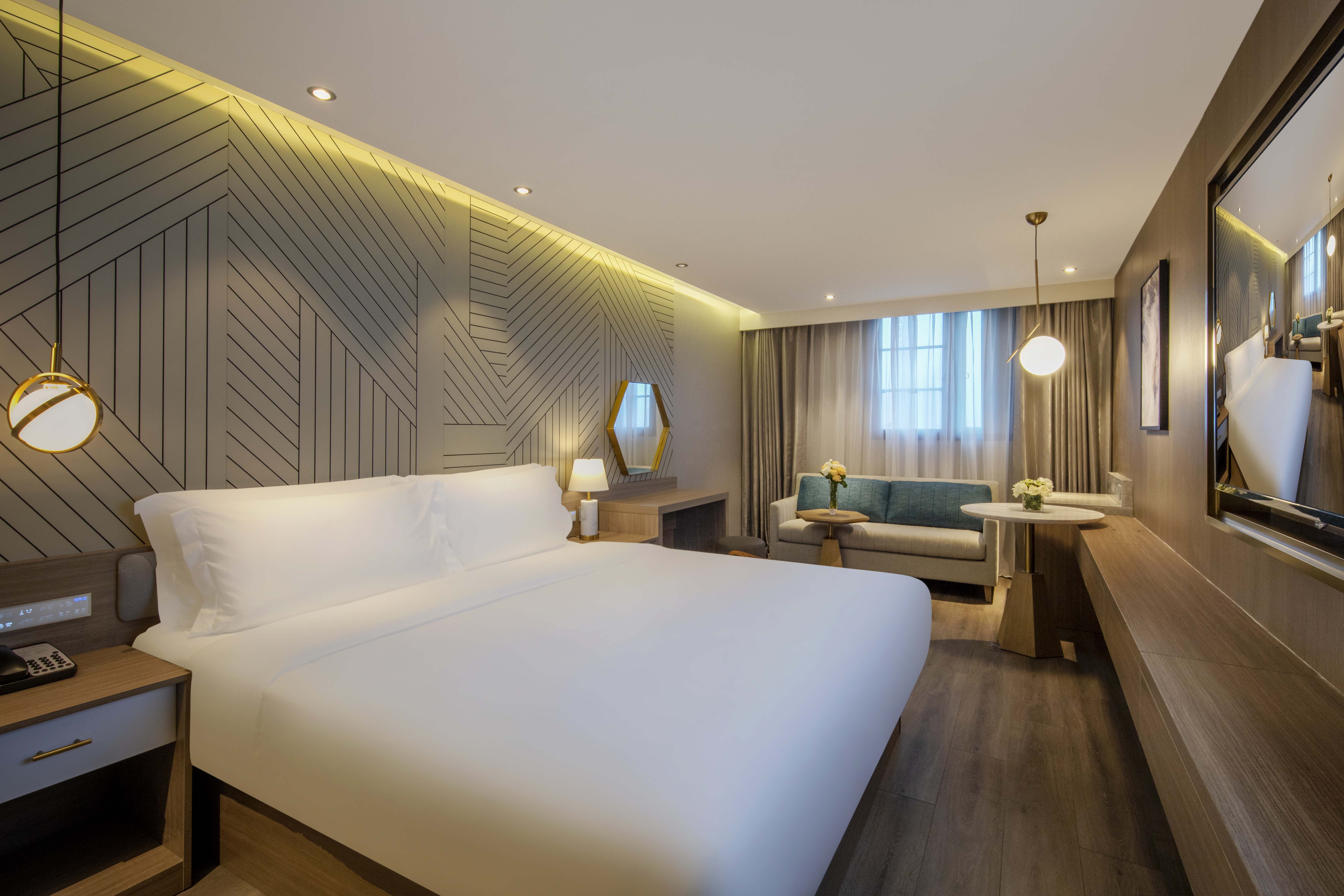 精选大床房（小冰箱）