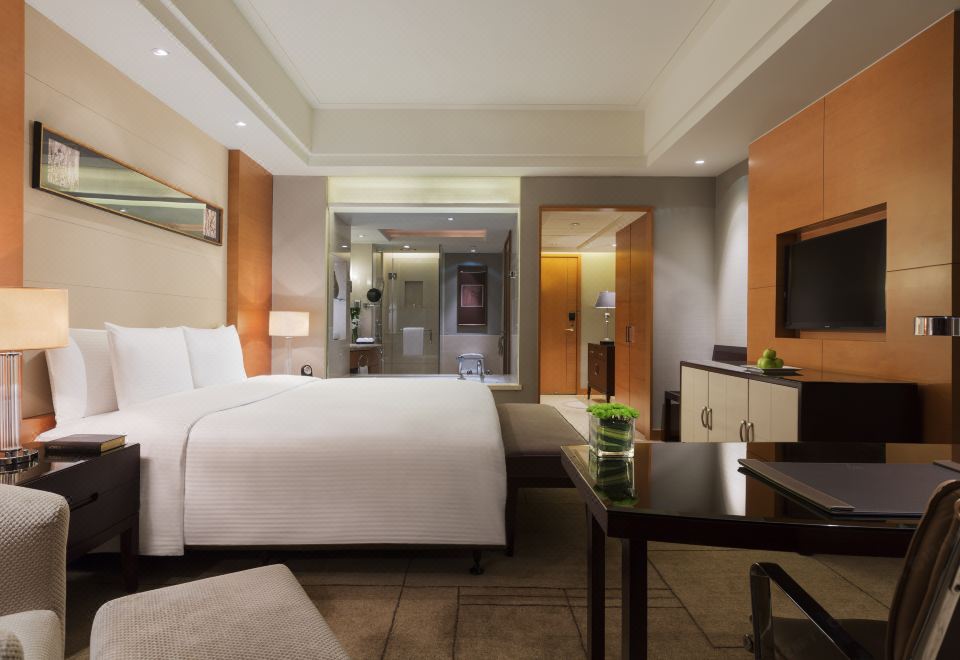 豪华大床房（乾湿分离浴室+吹风机）