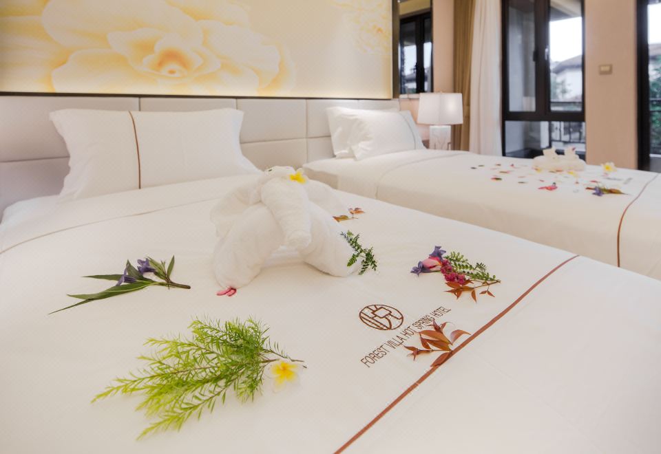 Yuetianxia Hot Spring HotelHot Spring Villa Twin Room