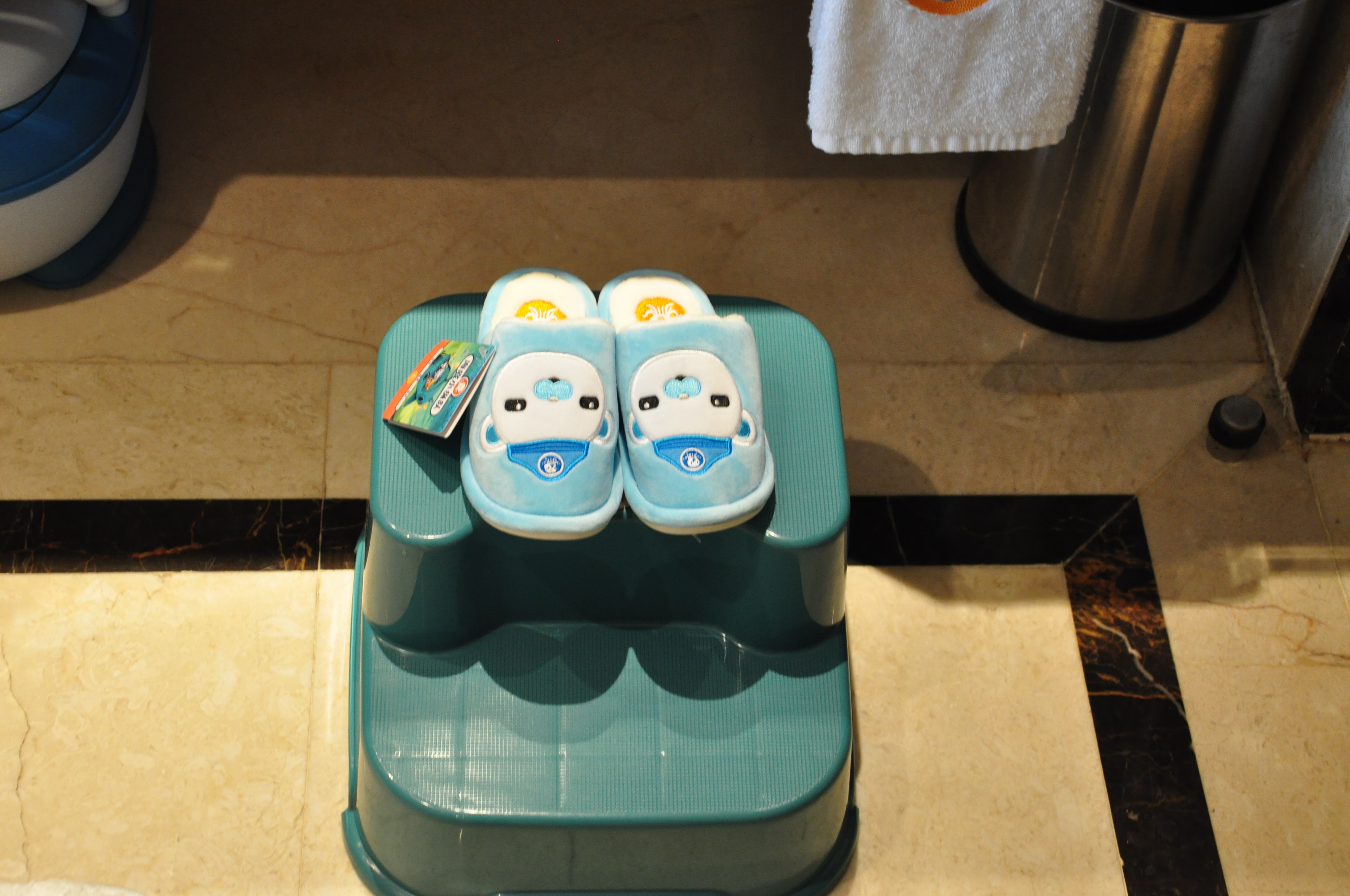 海底小纵队主题亲子房（大空间+大浴缸+特大床）