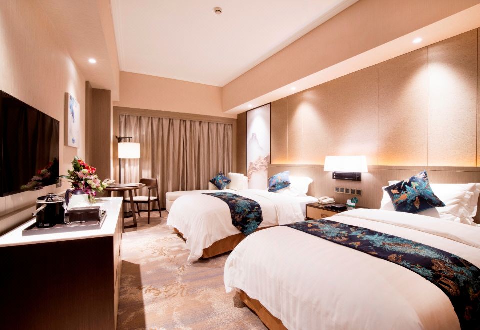 Pine City Hotel ShanghaiDeluxe Twin Room (2 beds)