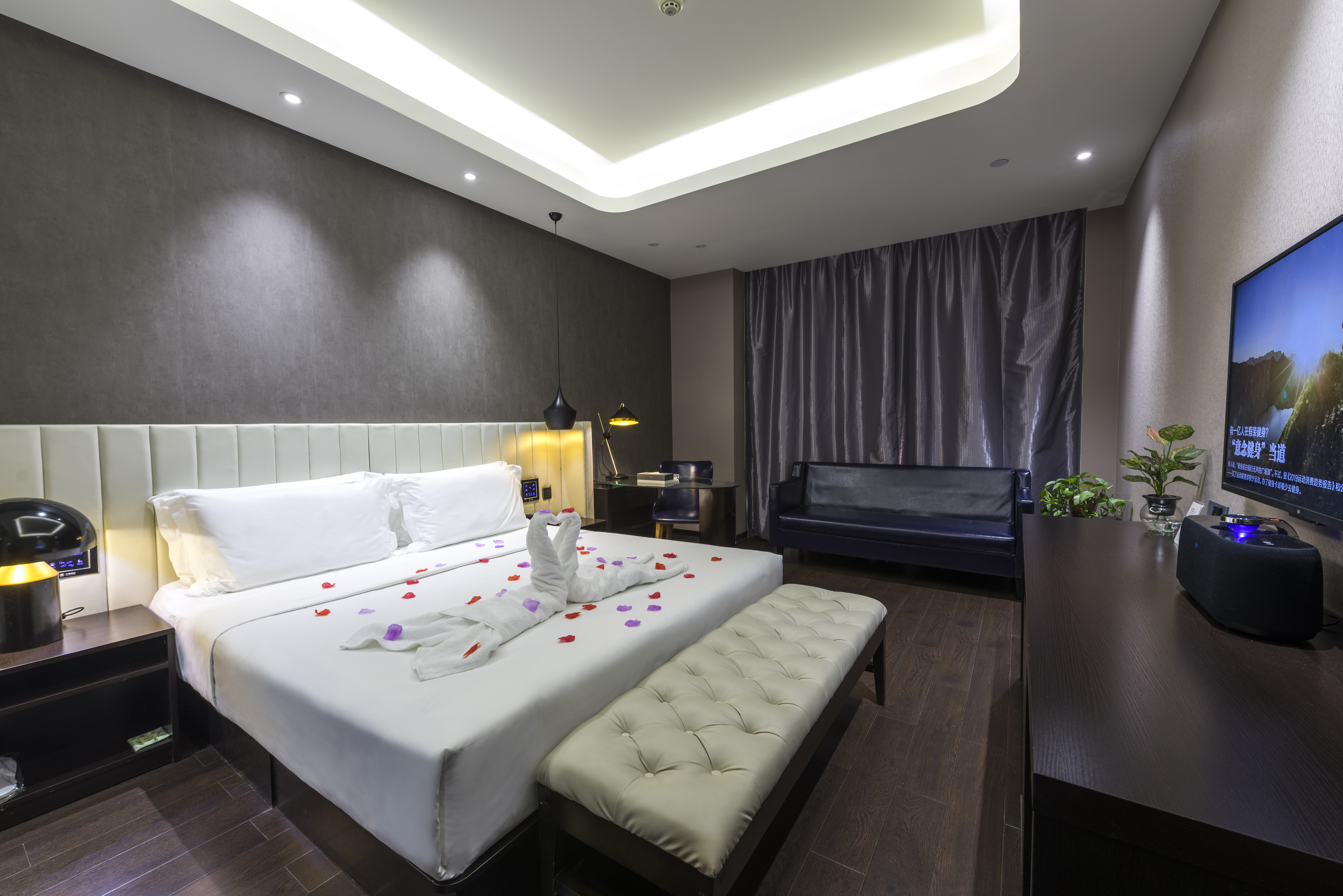 Yashe Double Bed Room