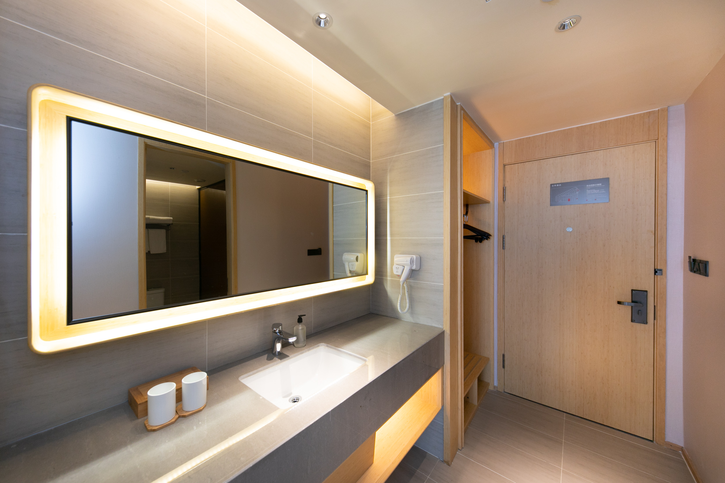 高级双床房（金可儿床垫）