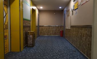 7 Days Premium (Zunyi Conference Site D-Zikou Branch) - Housity