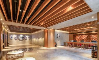 Rezen Kingtown Hotel (Chongqing Xinpaifang)