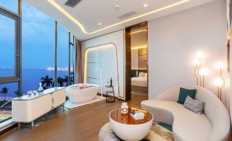 Qingmai S Seaview Hotel, Gongbei Lovers Road, Zhuhai