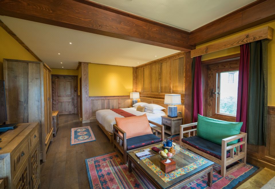 Songtsam Shangri-la LinkaDeluxe Double Room